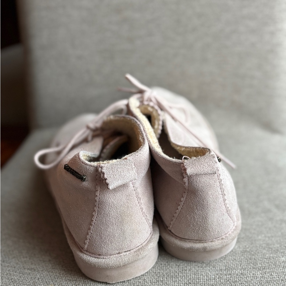 Bearpaw Women's Suede Chukka Skye Shoes Size 9 Light Lavender - Picture 7 of 10